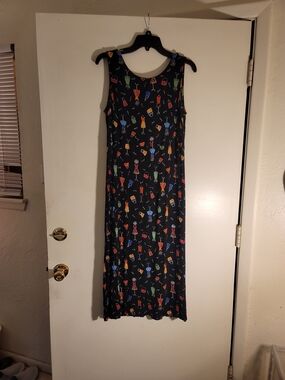 Sleeveless Black Maxi Dress with Colorful Cocktail Print